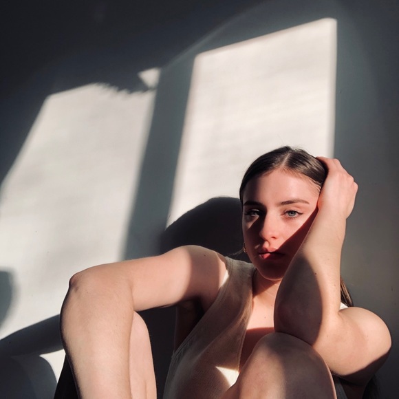 Meet your Posher, Sofia - Picture 2 of 4